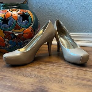 Nude Patent Vegan Leather Candies Heals - Size 7